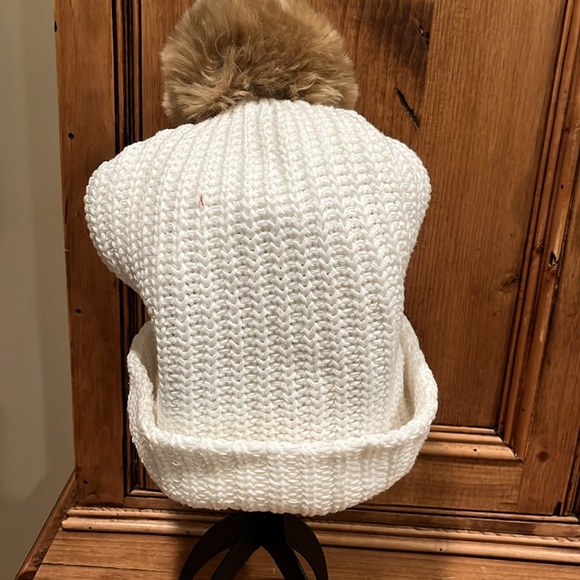 Love Your Melon knit Pom Cuffed style hat - Picture 3 of 4